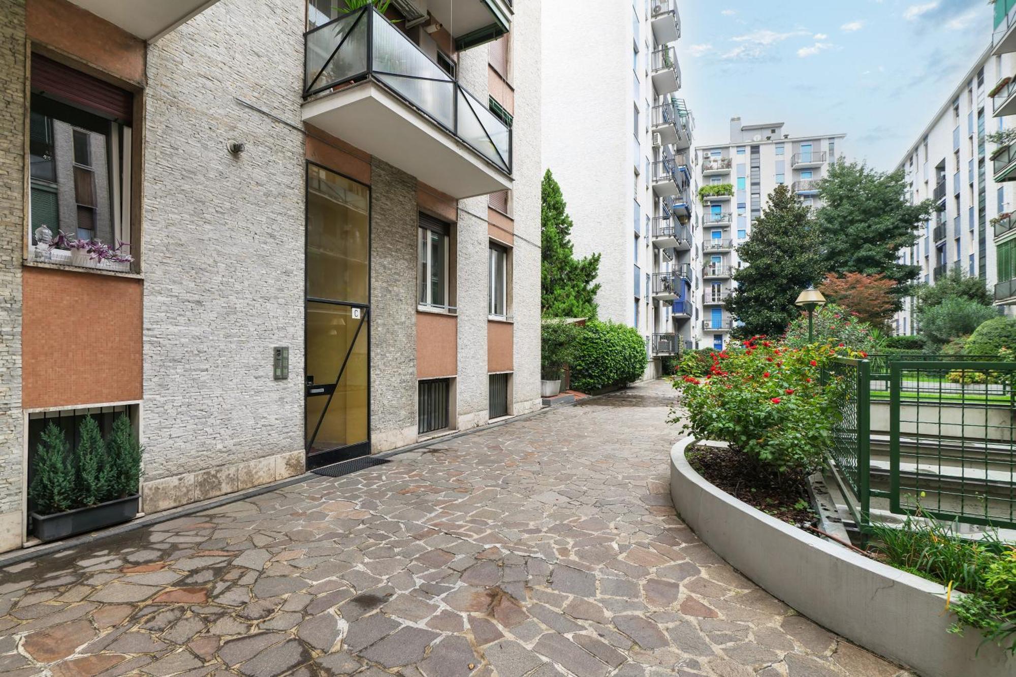Primopiano - Brenta Lejlighed Milano Eksteriør billede